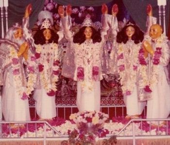 Первые Божества Панча-Таттвы, которые Шрила Прабхупада установил в Гонолулу в мае 1972 г.
